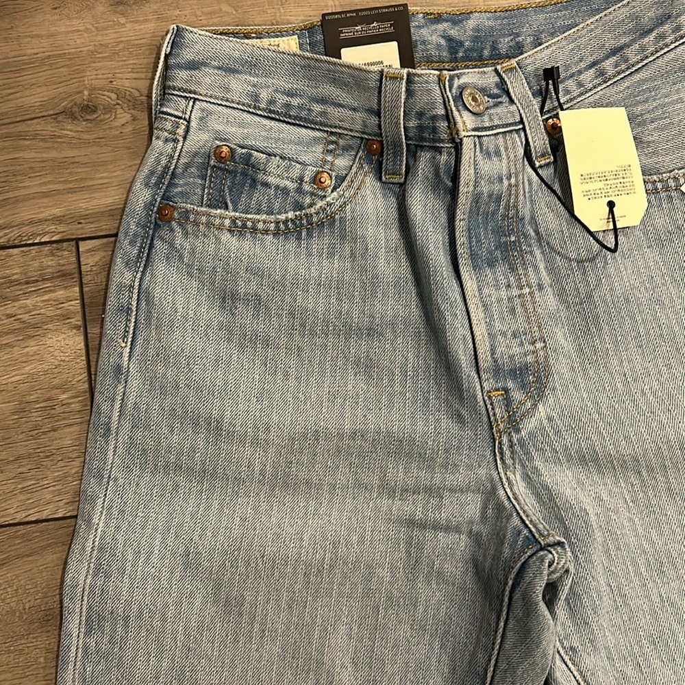 NWT LEVI'S Blue 501 ‘81 Jeans Linear Motion size 25x31 - Picture 9 of 10